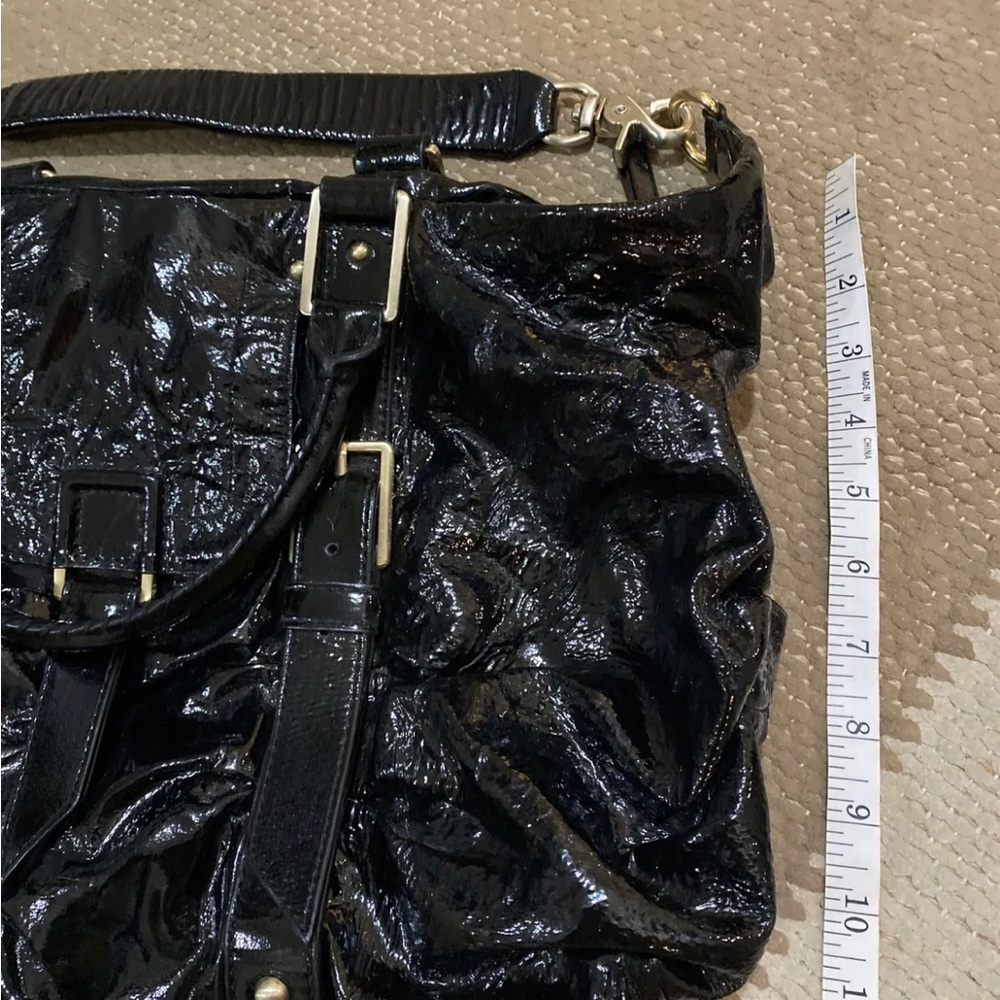 Botkier Black Patent Leather Sasha Duffle Handbag Golden Hardware EUC Medium - Picture 4 of 8